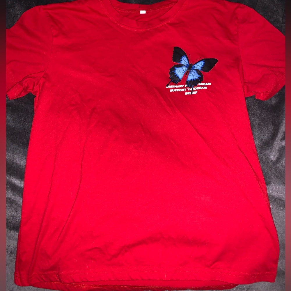 Red tee shirt